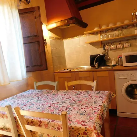 Cimera Ybrincalobitos * Hoyos del Espino