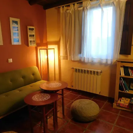 Hébergement de vacances Cimera Ybrincalobitos *