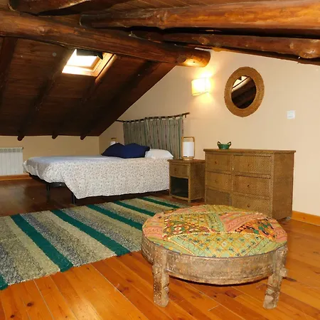 Cimera Ybrincalobitos * Hoyos del Espino