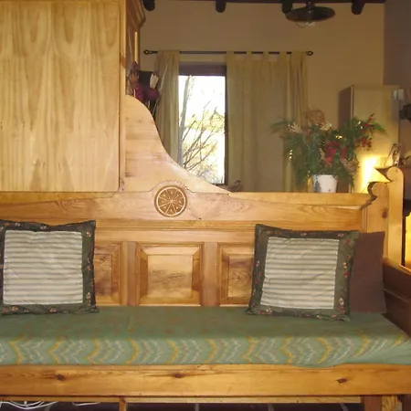 Cimera Ybrincalobitos * Hoyos del Espino