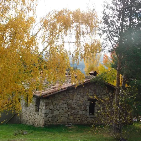 Cimera Ybrincalobitos Nyaraló Hoyos del Espino