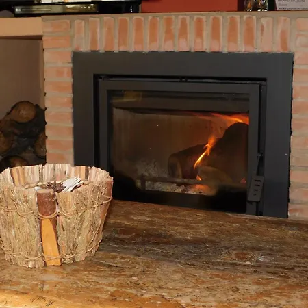 Cimera Ybrincalobitos Semesterbostad Hoyos del Espino