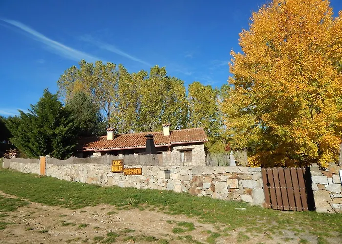 Asas Rurales Cimera Y Brincalobitos 펜션 *